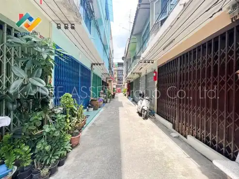 ขายที่ดิน ธนบุรี กรุงเทพฯ ดูประกาศขายในย่านนี้ อัพเดทล่าสุด: ที่ดิน ซอย เจริญนคร 48 แปลงมุม ทำเลดีมาก ถมแล้ว ถูก
