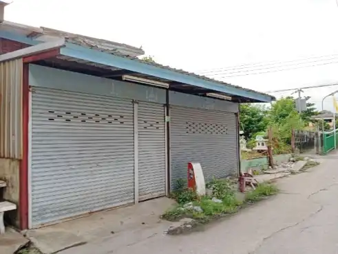 别墅出租，靠近Phutthamonthon Sai 3道路: -