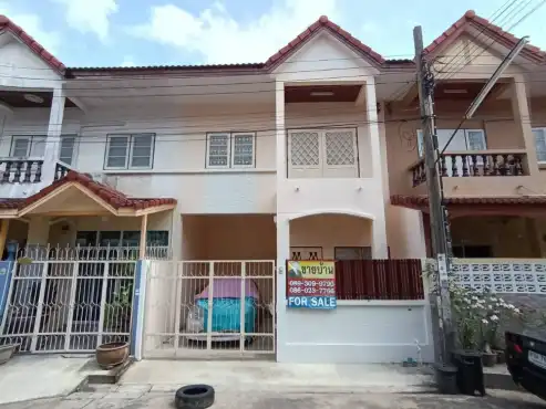 Townhouse-Homes For Sale near BTS - Silom Line line,: -
