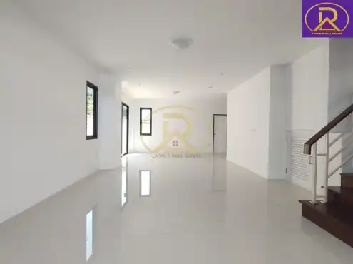 Detached Houses For Sale near Aikchol hospital Chonburi: -
