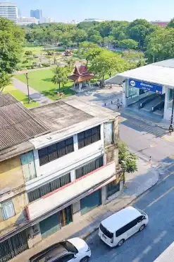 出租帕那空区排屋商铺: -