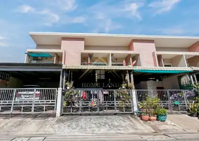 Townhouse-Home For Sale in Nakhon Ratchasima: -