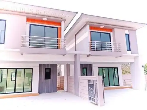 Detached Houses For Sale near Aikchol hospital Chonburi: -