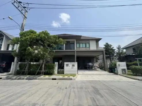 Detached Houses For Sale near Rajabhat university Suan Sunandha,: -