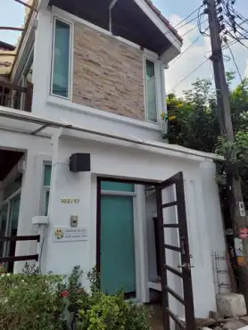 ขายทาวน์เฮ้าส์-โฮม ใกล้ BTS พหลโยธิน 24 (N10): ขายทาวน์เฮ้าส์หลังมุม สินพัฒนาธานี 28.5 ตร.ว. 4 นอน ใจกลางเมืองจตุจักร ถ.เทศบาลสงเคราะห์