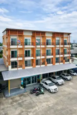 Commercial building-Shophouses for For Rent Thung Khru: -