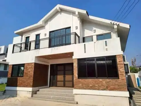 รวมประกาศบ้านเดี่ยวให้เช่า ดุสิต กรุงเทพฯ 76 รายการ อัพเดทล่าสุด: T26-623 ให้เช่า บ้าน - ชั้นทั้งหมด 2 ชั้น 55000000 บาทต่อเดือน ใกล้กับ - ชั้นที่ 1