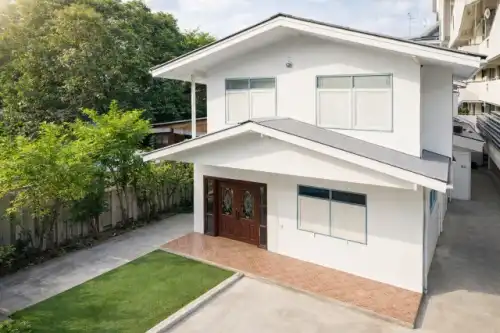ให้เช่าบ้านเดี่ยว ใกล้ BTS อุดมสุข (E12): สุขุมวิท62-68 BTS อุดมสุข 700 ม โฮมออฟฟิศให้เช่า 3 นอน 2 น้ำ . และ คลาวด์ 11 1.1 กม. ขนาด 52 ตร.ว.เหมาะสำหรับ โฮมออฟฟิศ 