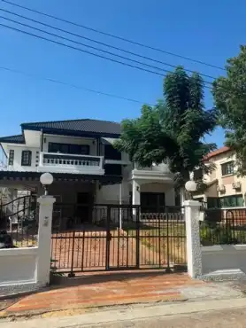 Detached Houses for For Rent nationwide: -