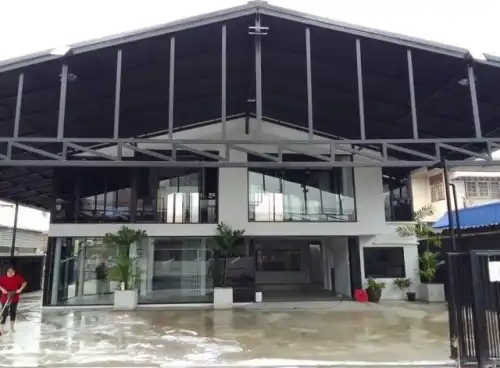 Detached Houses for For Rent nationwide: -