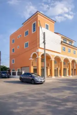 Commercial building-Shophouses for For Rent near Terminal 21 Korat: -