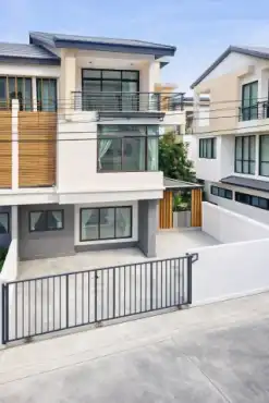 Detached Houses for For Rent near MRT - Purple line: -