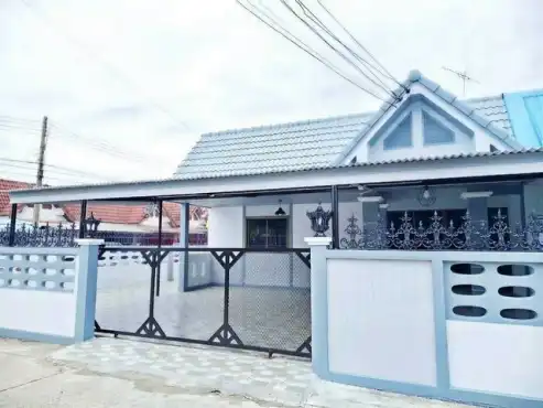 Detached Houses For Sale near Aikchol hospital Chonburi: -