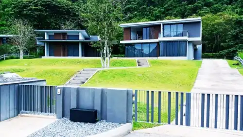 Browse 52,632 detached house listings in various styles - latest updates: -