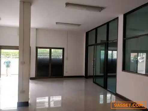 ให้เช่าสำนักงาน ใกล้ โลตัส บางกรวย-ไทรน้อย|9ASSET.COM: สำนักงาน - พื้นที่เท่ากับ 200 sq.wa 0 Ngan 0 Rai 3นอน   น่าอยู่มาก -