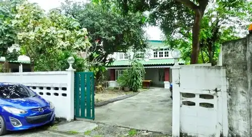 出租Ratchawithi路上的别墅: -
