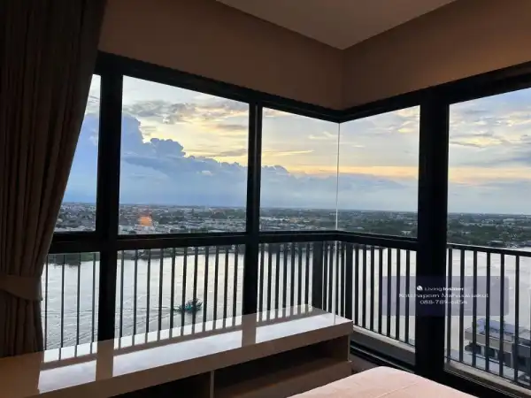 Condo  The Politan Rive 