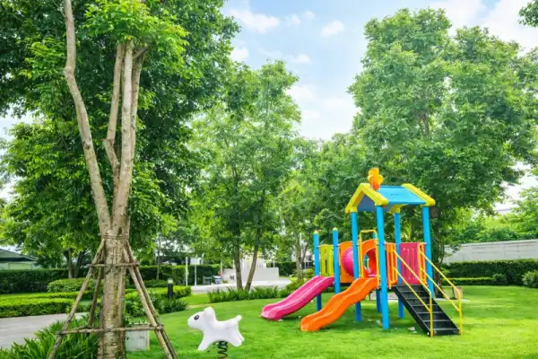 ทาวน์เฮ้าส์-โฮม สถานีตำรวจนครบาลประเวศ 850 ม.อ่อนนุช-พระราม9 ใกล้ ARL บ้านทับช้าง 1กม. ทาวน์เฮ้าส์ 2ชั้น 3นอน 4A/C 30ตร.ว.