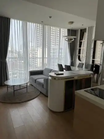 คอนโด FOR RENT | Noble Around Sukhumvit 33 คอนโด 2 ห้องนอน Fully Furnished ใกล้ BTS พร้อมพงษ์ ตรงข้าม EmSphere